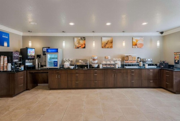 Comfort Inn Gilroy image 28