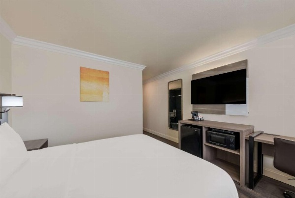 Comfort Inn Gilroy image 8